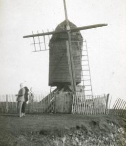 Burton Dasset, Edge Hill