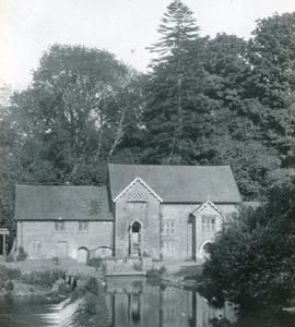 Flour mill, Bromfield