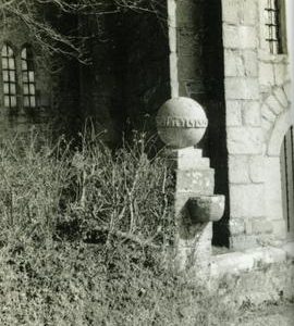 Photograph of Water Stoup, Doddiscombesleigh
