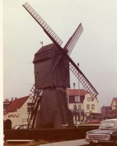 Preserved composite(?) mill at Wenduine, Belgium