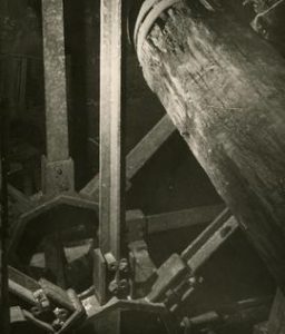 Removing old shaft, Speldhurst