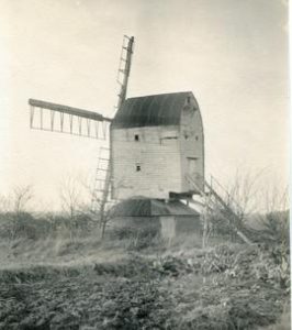 Post mill, Ashdon