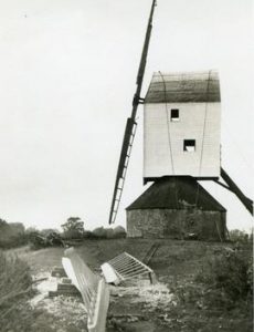Mountnessing post mill with sails on the ground
