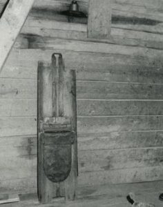 Shingle making machine in a toe mill in Lappajärvi, South Bothnia