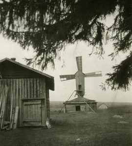 Magpie mill and outbuilding in Humppila, Häme