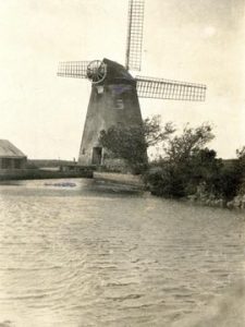 Melin y Bont Combined Mill, Bryndu, Llanfaelog