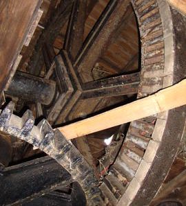Brakewheel and wallower, Stracey Arms Mill, Tunstall