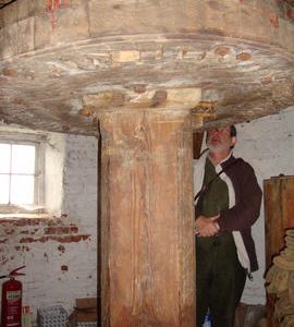 Upright shaft and crown wheel, tower mill, Bardwell