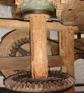 Auxiliary drive (spout floor), Knowle Mill, Bembridge