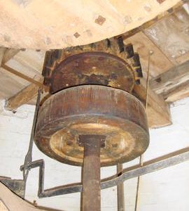 Engine drive nut and belt drum, Balsall Heath Mill, Berkswell