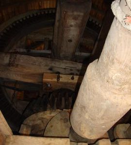 Brakewheel, wallower and sack hoist, Balsall Heath Mill, Berkswell