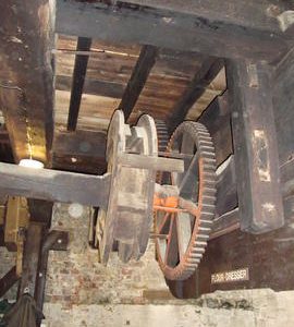 Groat machine drive, tower mill, Bidston