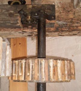Stone nut, tower mill, Billingford