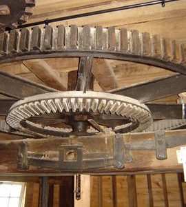 Great spur wheel and bridge beam, Union Mill, Cranbrook