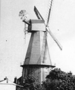 Photo showing 2 common and 1 shuttered sail