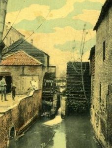 Old Water Wheel, Butter Hill, Carshalton
