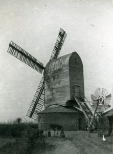 Post mill, Aythorpe Roding