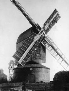 Post mill, Catfield, in working order