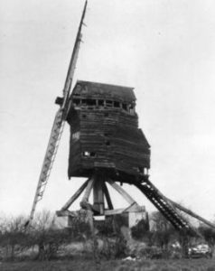 Post mill, Holywell, derelict