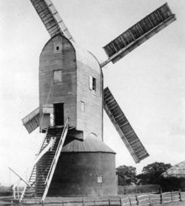 Post mill, High Halden, in working order