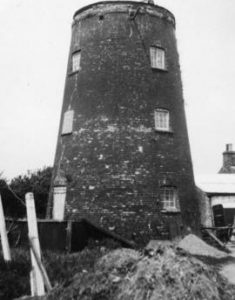 Ives Cross Mill, Sutton St James