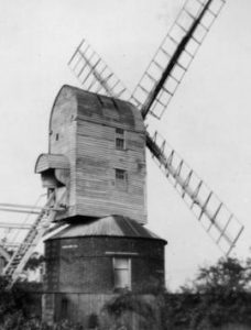 Kent's Mill, Earl Soham, in working order