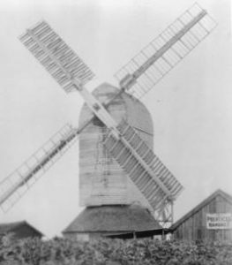 Post mill, Haughley, in working order