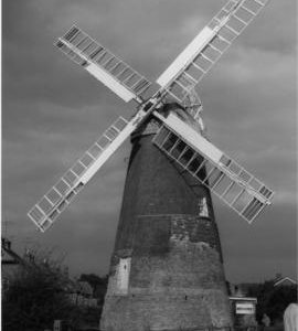 Ovenden's Mill, Polegate, preserved with sails