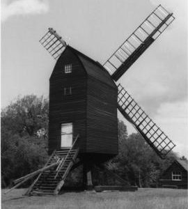 Post mill, Nutley, preserved with sails