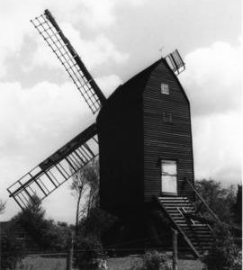 Post mill, Nutley, preserved with sails