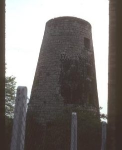 Capless tower of tower mill