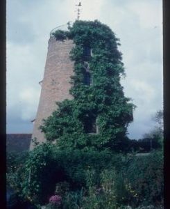 House conversion, tower mill, Great Neston