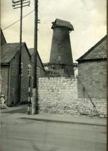 Harbury tower mill