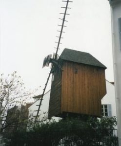 Photograph of Moulin Radet, Montmartre, France