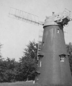Hurt Wood Mill, Ewhurst, missing a sail