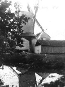 Old Mill, Wittersham, with barn and reflection