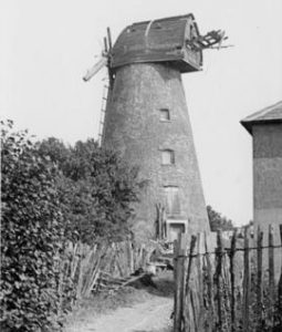 Oare Mill, Luddenham, derelict with one sweep left