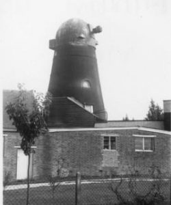 John Baker's Mill, Barnham, sailless and engine-driven
