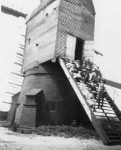 Party on ladder, Club Mill, Hucknall