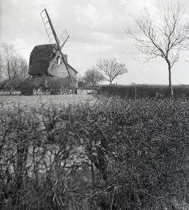 Post mill, Old Weston