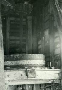Post mill, Carlton le Moorland, Lincs, interior