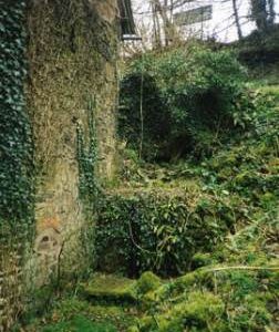 Cruwys Morchard Mill - waterwheel axle arch
