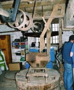 Head Mill, mill floor