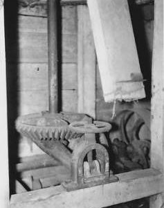 Marlston Farm Mill, Bucklebury, internal, stone nut