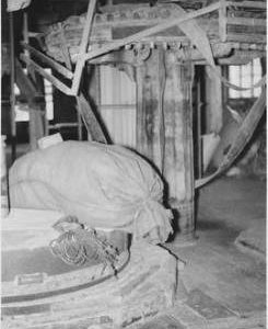 Alderford Water Mill, Alderford, internal, crown wheel and stones