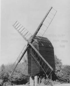 Nutley Post Mill, Nutley, open footed, false sails, front