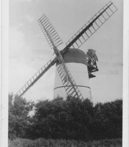 Patcham Tower Mill, Patcham, four false sails, fantail