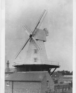 Rye Smock Mill, Rye, false sails, gallery fantail, front