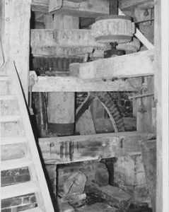Duncton Mill, Duncton, internal, pit wheel, wallower, upright shaft