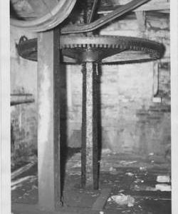 Hurst Mill, Nurstead, internal crown wheel